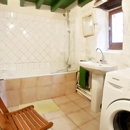 Prázdninový dům Maison Charmante A Avec Jardin Et Cheminee *