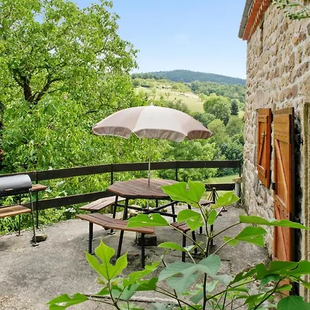 Maison Charmante A Avec Jardin Et Cheminee