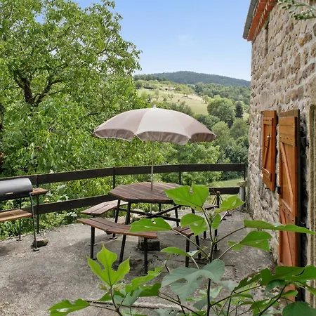 Maison Charmante A Avec Jardin Et Cheminee * Saint-Basile